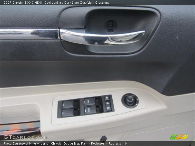 Cool Vanilla / Dark Slate Gray/Light Graystone 2007 Chrysler 300 C HEMI