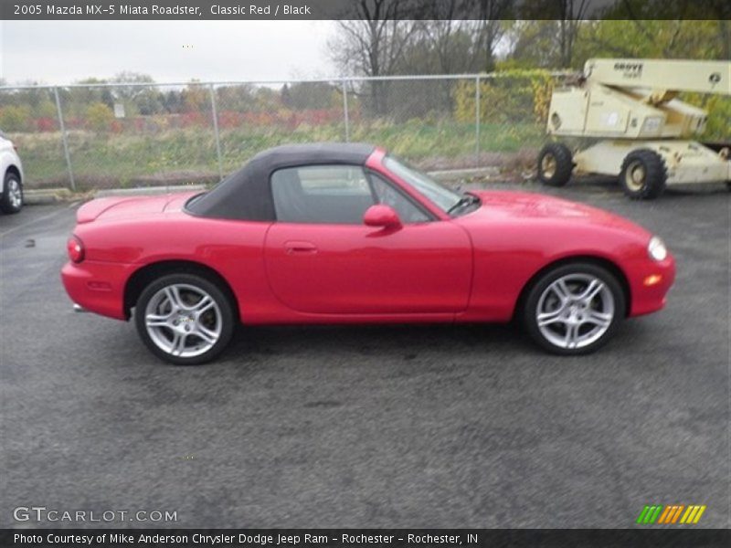 Classic Red / Black 2005 Mazda MX-5 Miata Roadster