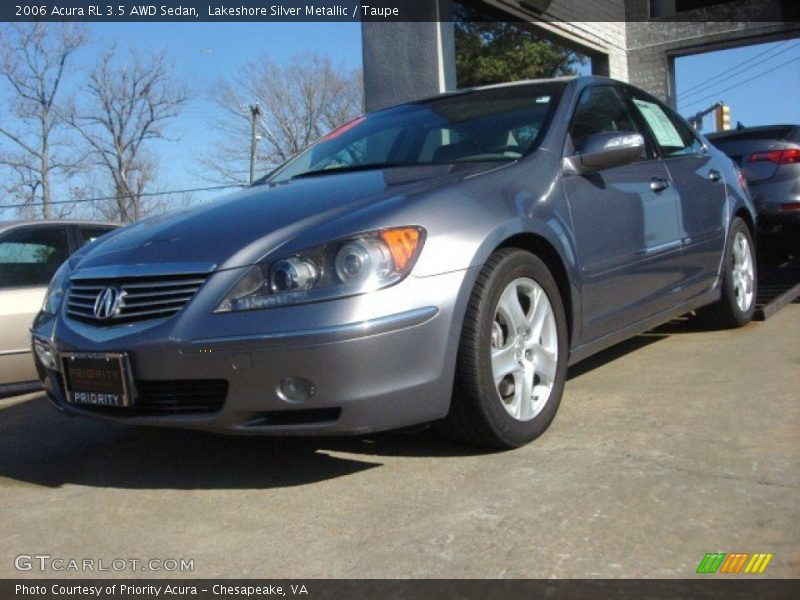 Front 3/4 View of 2006 RL 3.5 AWD Sedan