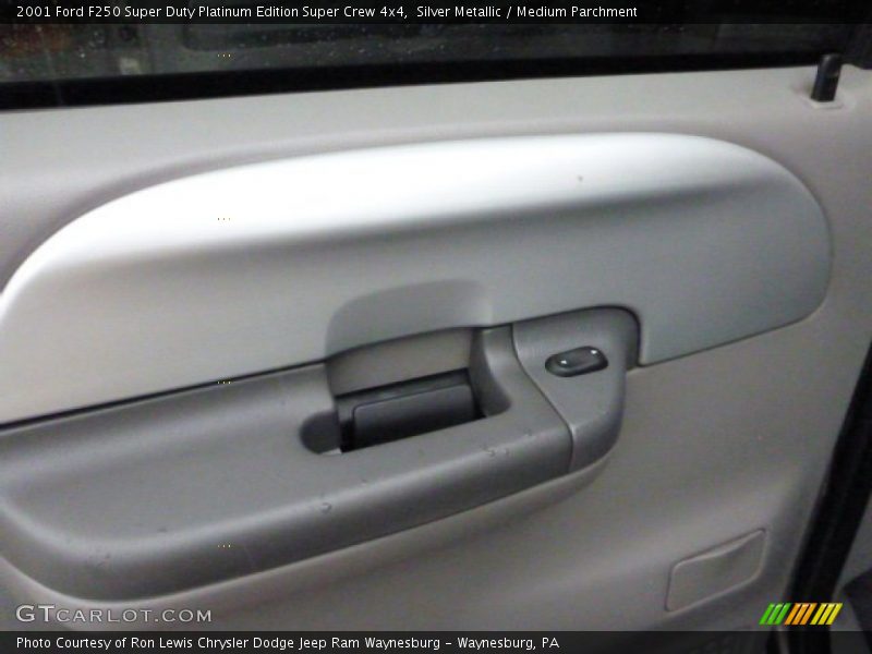 Silver Metallic / Medium Parchment 2001 Ford F250 Super Duty Platinum Edition Super Crew 4x4