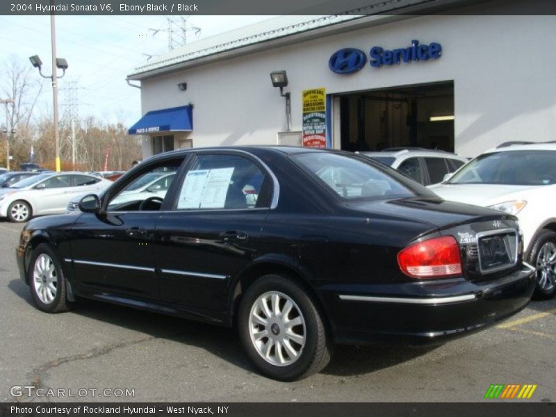 Ebony Black / Black 2004 Hyundai Sonata V6