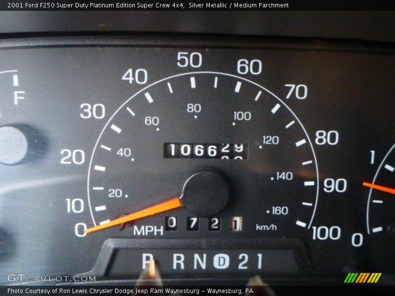 Silver Metallic / Medium Parchment 2001 Ford F250 Super Duty Platinum Edition Super Crew 4x4