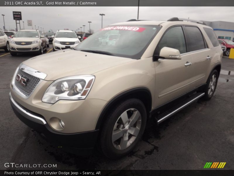 Front 3/4 View of 2011 Acadia SLT