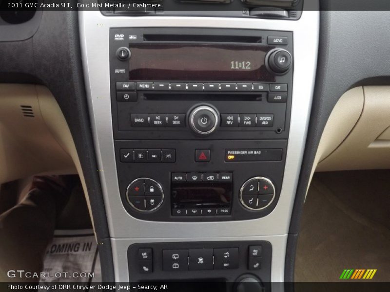 Controls of 2011 Acadia SLT