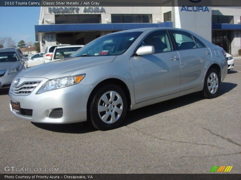 Front 3/4 View of 2010 Camry 
