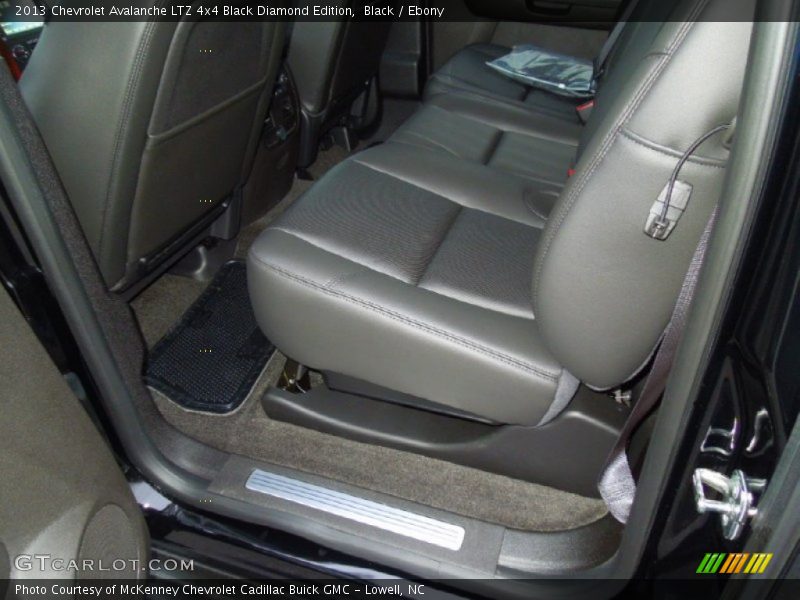 Black / Ebony 2013 Chevrolet Avalanche LTZ 4x4 Black Diamond Edition
