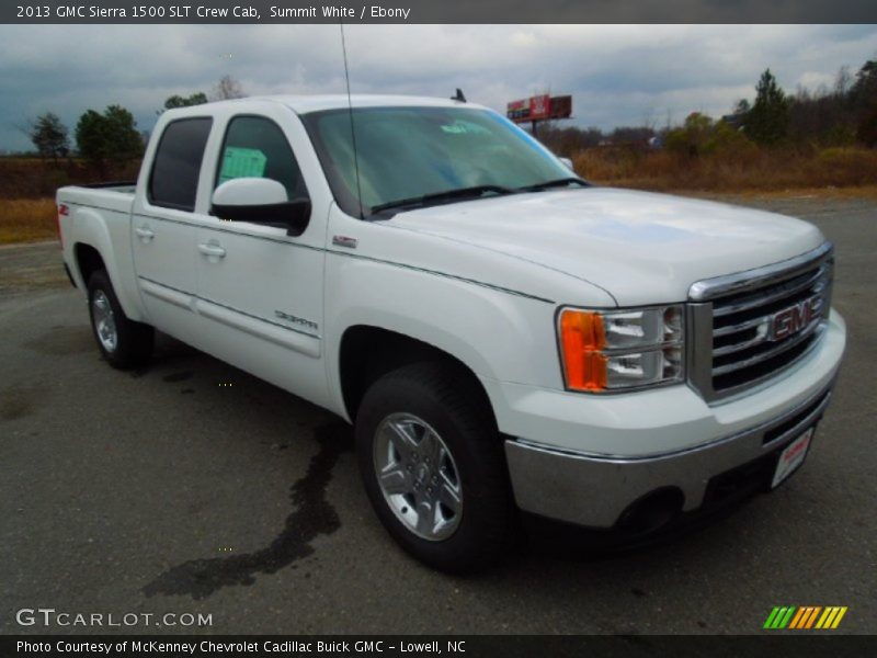 Front 3/4 View of 2013 Sierra 1500 SLT Crew Cab