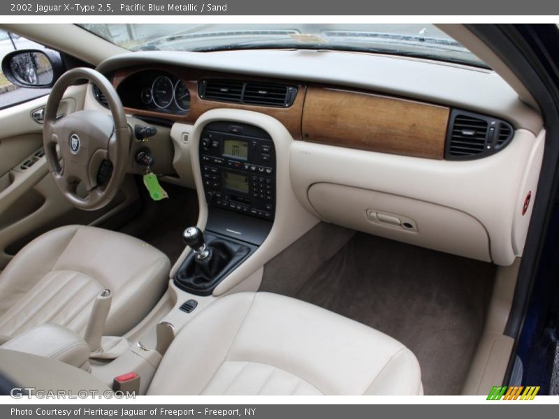 Dashboard of 2002 X-Type 2.5