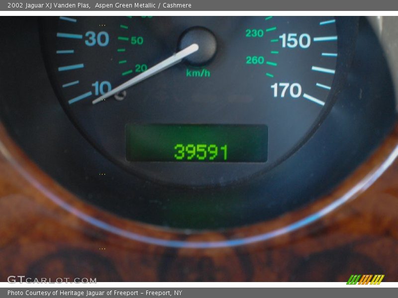 Aspen Green Metallic / Cashmere 2002 Jaguar XJ Vanden Plas