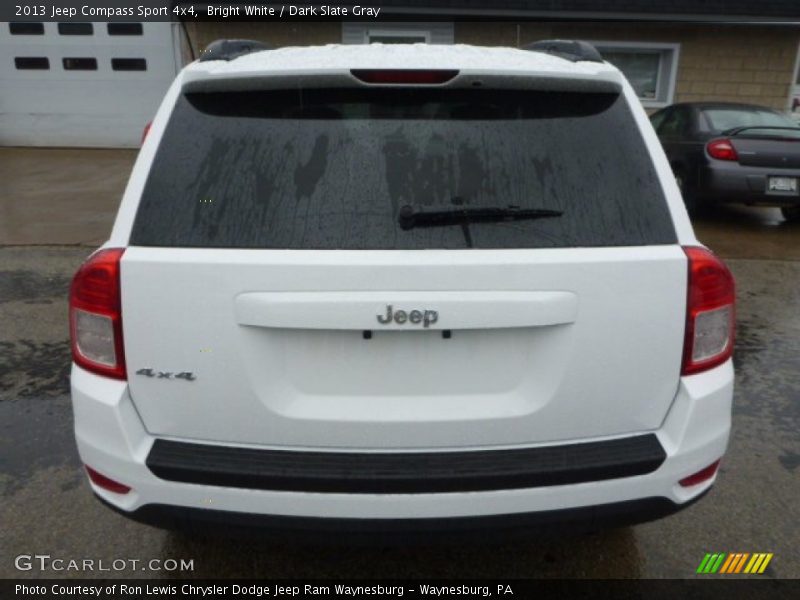 Bright White / Dark Slate Gray 2013 Jeep Compass Sport 4x4