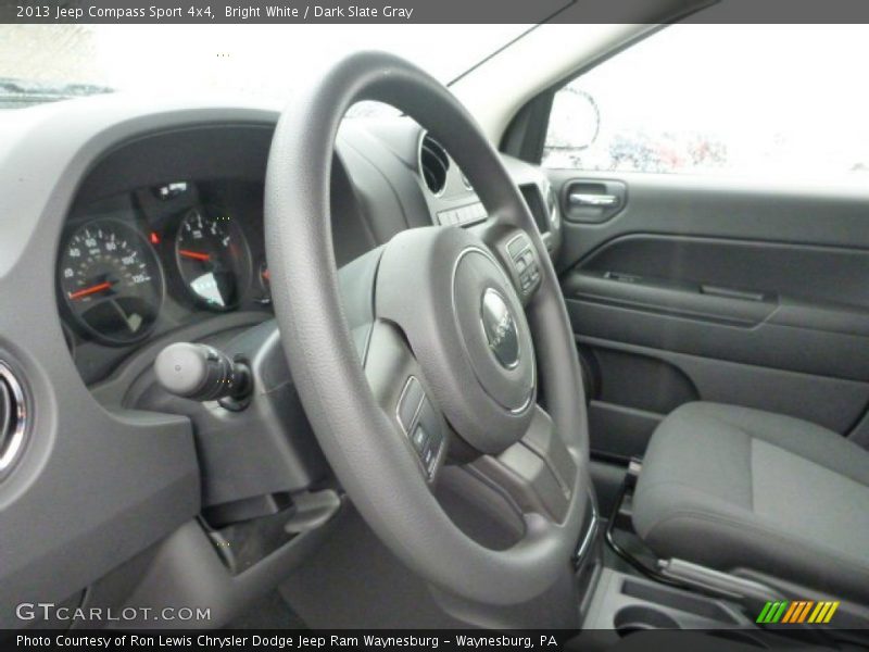 Bright White / Dark Slate Gray 2013 Jeep Compass Sport 4x4