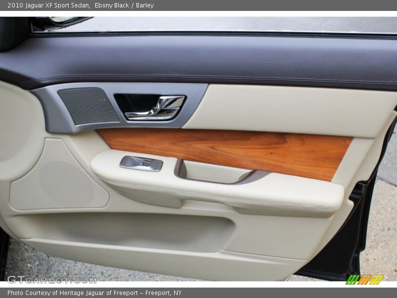 Ebony Black / Barley 2010 Jaguar XF Sport Sedan