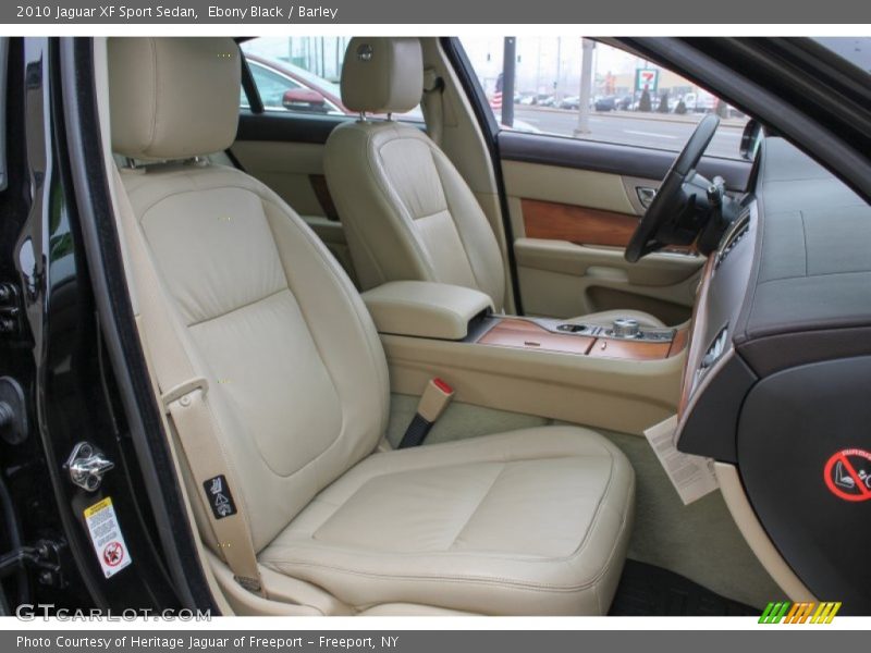 Ebony Black / Barley 2010 Jaguar XF Sport Sedan