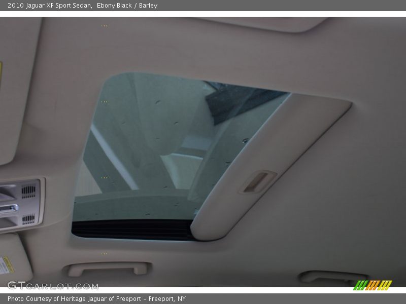 Ebony Black / Barley 2010 Jaguar XF Sport Sedan