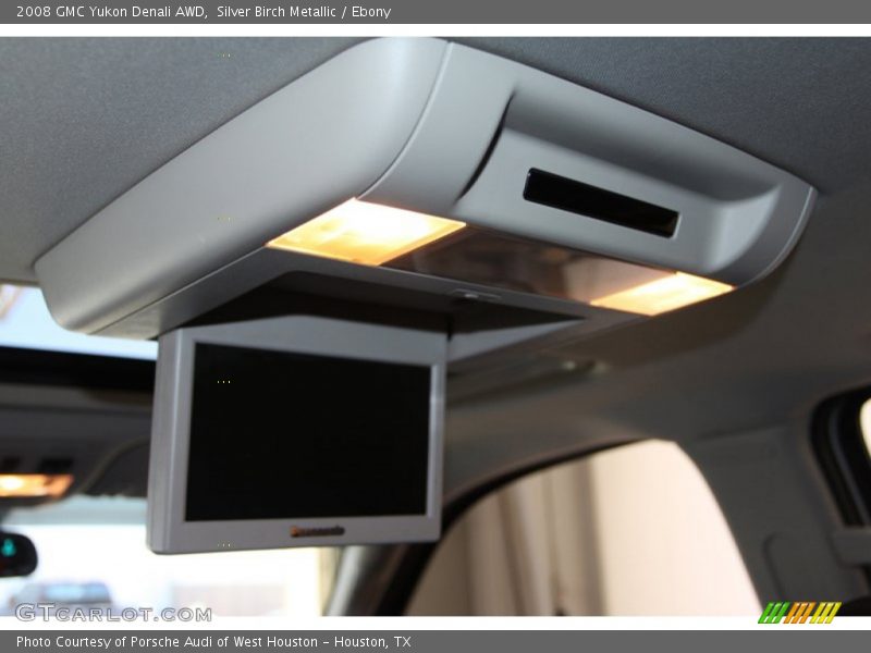Silver Birch Metallic / Ebony 2008 GMC Yukon Denali AWD