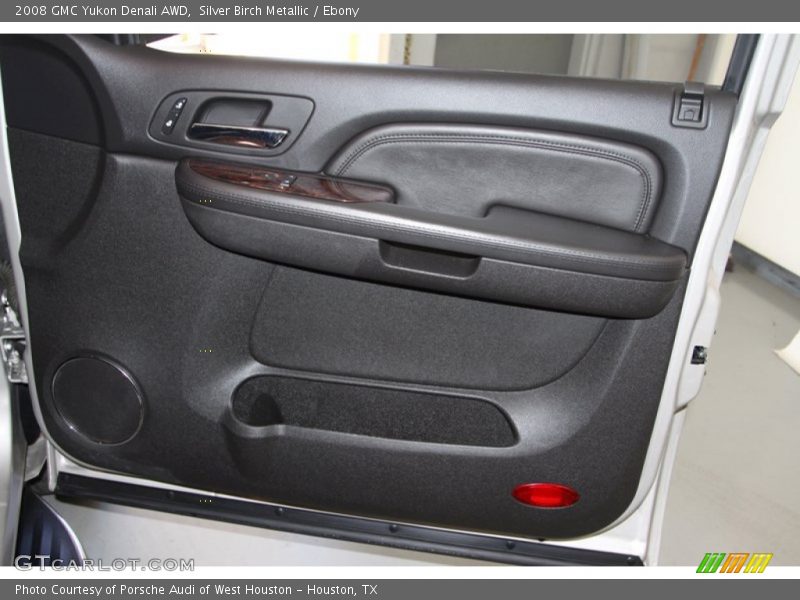 Silver Birch Metallic / Ebony 2008 GMC Yukon Denali AWD