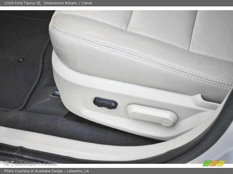 Smokestone Metallic / Camel 2009 Ford Taurus SE