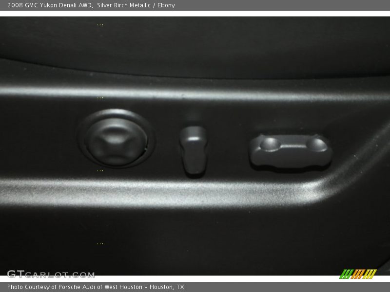 Silver Birch Metallic / Ebony 2008 GMC Yukon Denali AWD