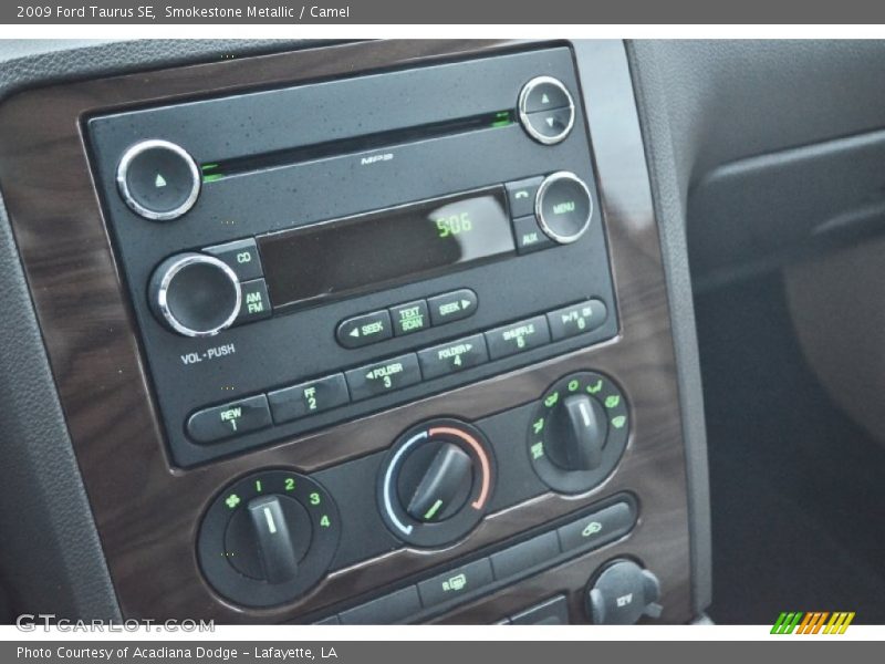 Smokestone Metallic / Camel 2009 Ford Taurus SE