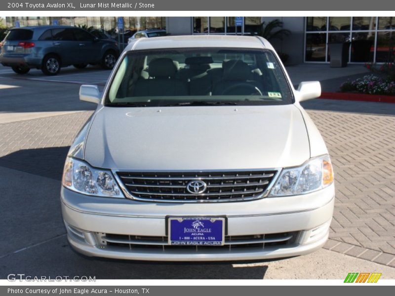 Lunar Mist Metallic / Stone 2004 Toyota Avalon XL