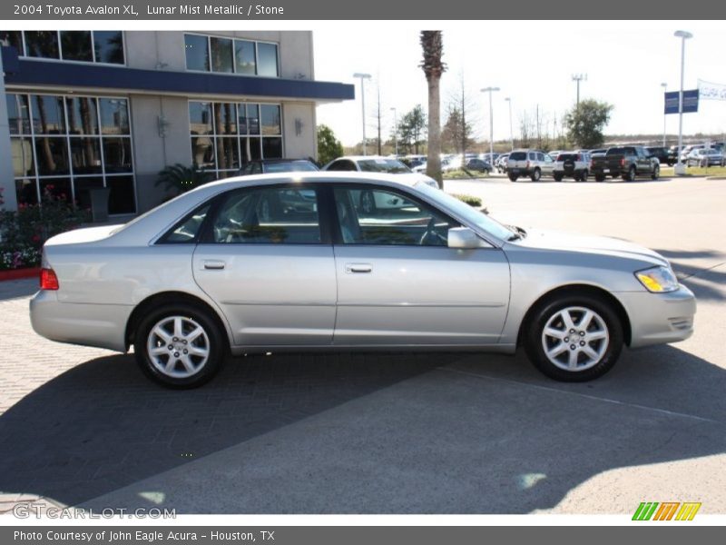 Lunar Mist Metallic / Stone 2004 Toyota Avalon XL