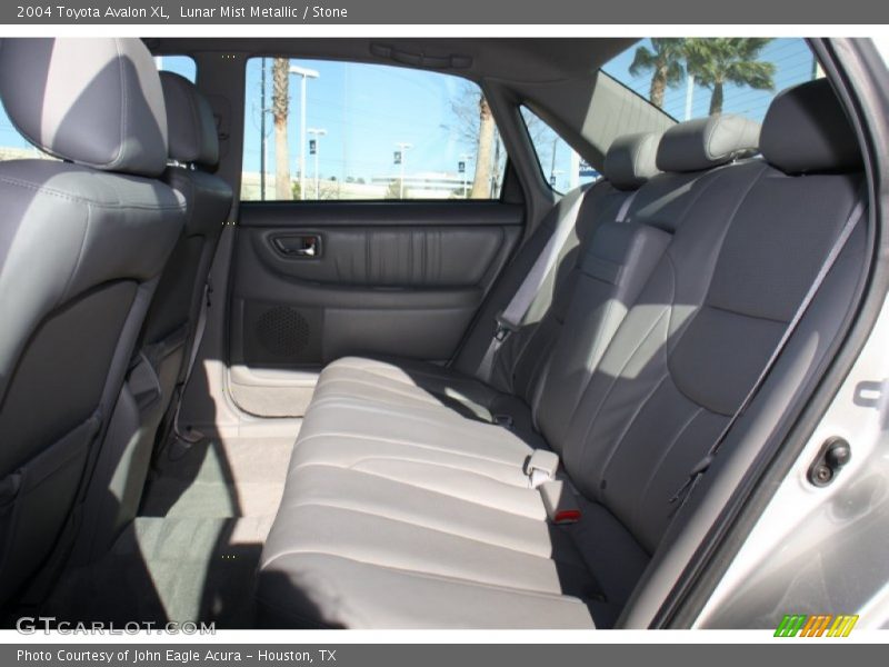 Lunar Mist Metallic / Stone 2004 Toyota Avalon XL