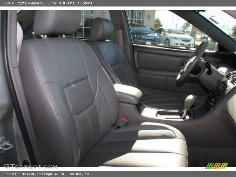 Lunar Mist Metallic / Stone 2004 Toyota Avalon XL