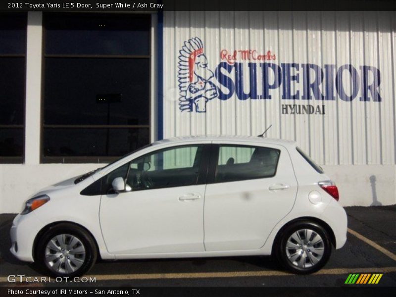 Super White / Ash Gray 2012 Toyota Yaris LE 5 Door