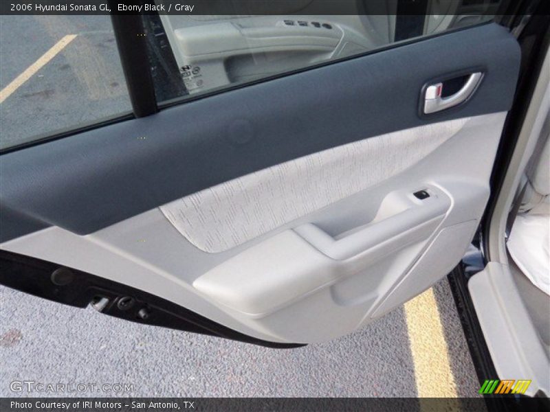 Ebony Black / Gray 2006 Hyundai Sonata GL