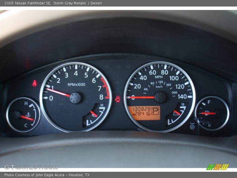 Storm Gray Metallic / Desert 2005 Nissan Pathfinder SE