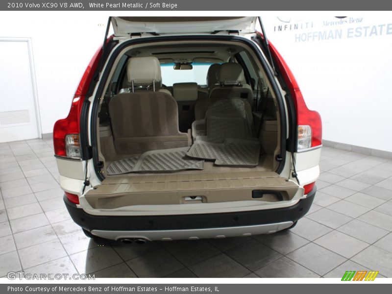 2010 XC90 V8 AWD Trunk