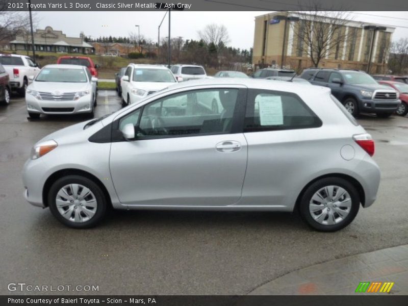 Classic Silver Metallic / Ash Gray 2012 Toyota Yaris L 3 Door