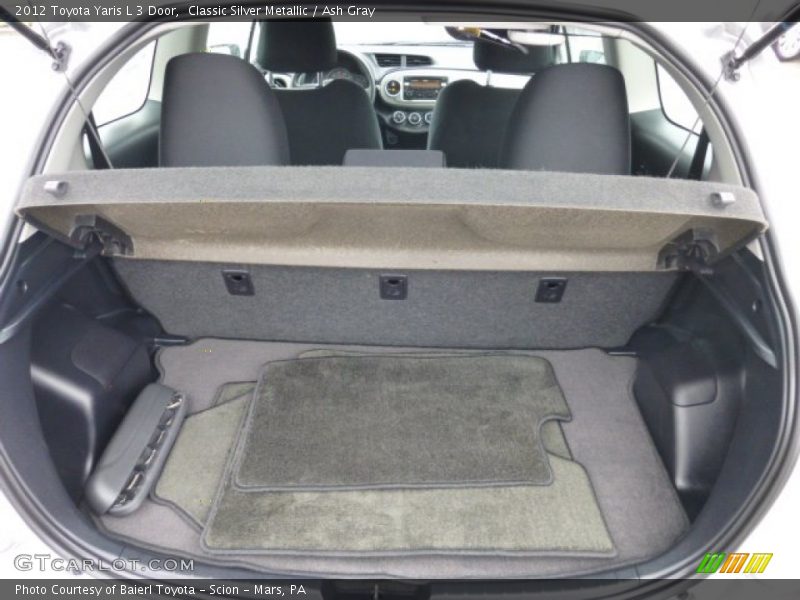 Classic Silver Metallic / Ash Gray 2012 Toyota Yaris L 3 Door