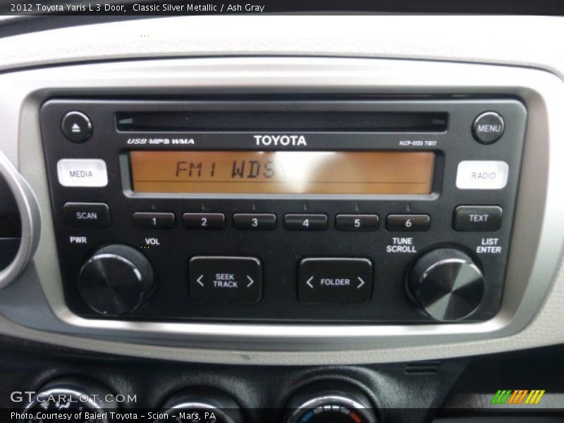 Classic Silver Metallic / Ash Gray 2012 Toyota Yaris L 3 Door