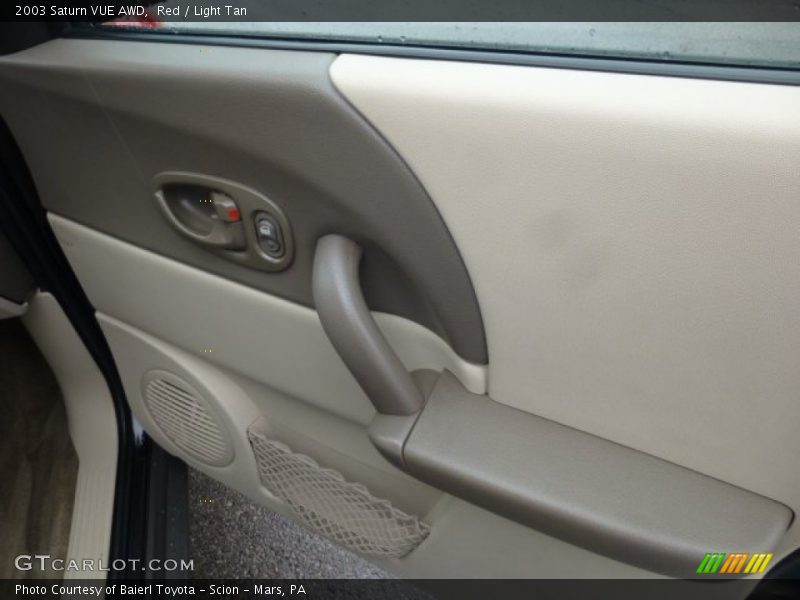 Red / Light Tan 2003 Saturn VUE AWD