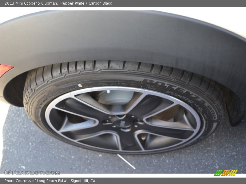 Pepper White / Carbon Black 2013 Mini Cooper S Clubman