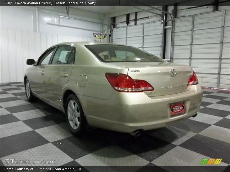 Desert Sand Mica / Ivory 2005 Toyota Avalon Limited