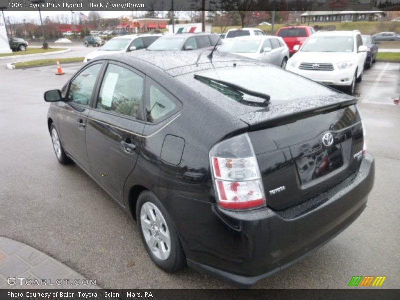 Black / Ivory/Brown 2005 Toyota Prius Hybrid