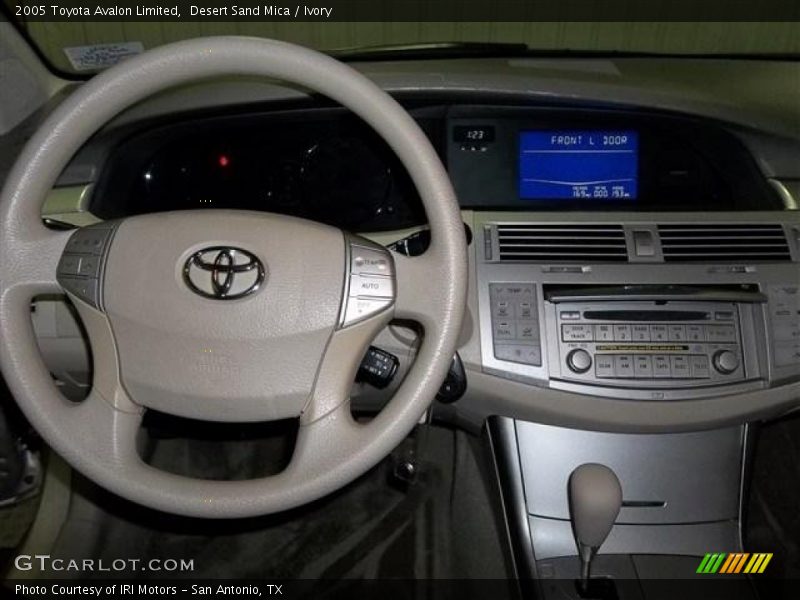 Desert Sand Mica / Ivory 2005 Toyota Avalon Limited