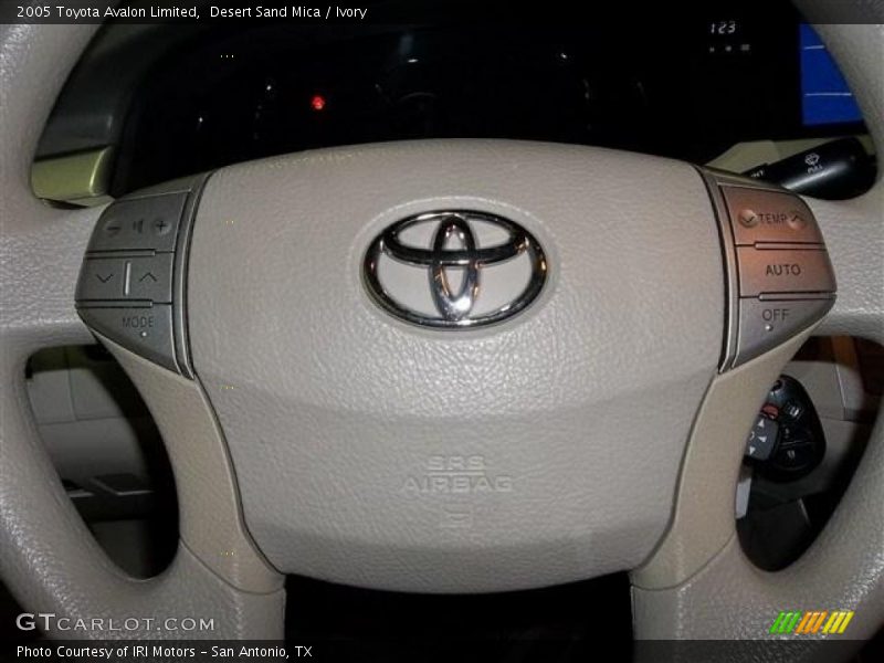 Desert Sand Mica / Ivory 2005 Toyota Avalon Limited
