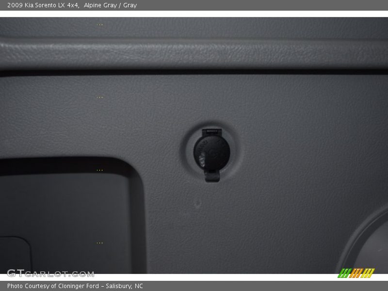 Alpine Gray / Gray 2009 Kia Sorento LX 4x4