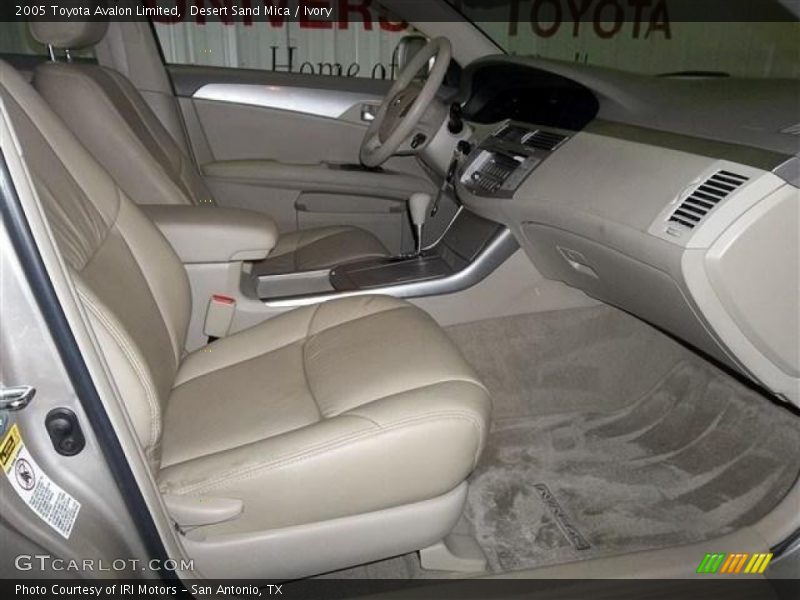 Desert Sand Mica / Ivory 2005 Toyota Avalon Limited