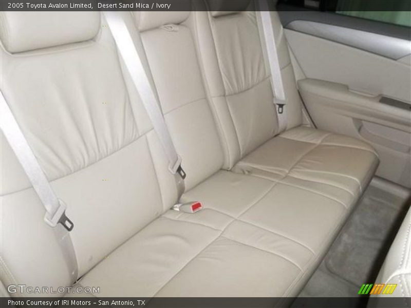 Desert Sand Mica / Ivory 2005 Toyota Avalon Limited