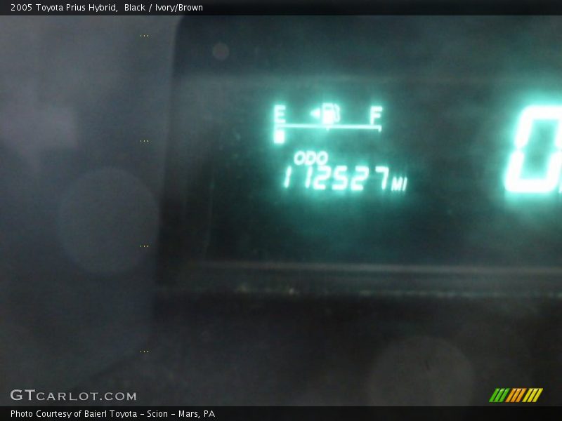 Black / Ivory/Brown 2005 Toyota Prius Hybrid