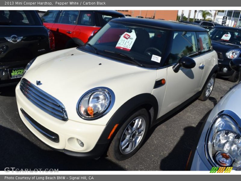 Pepper White / Carbon Black 2013 Mini Cooper Hardtop