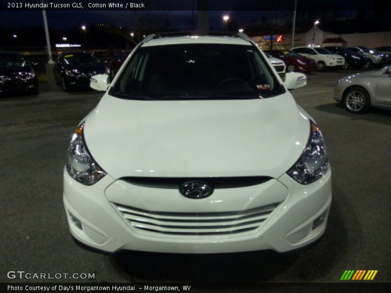 Cotton White / Black 2013 Hyundai Tucson GLS