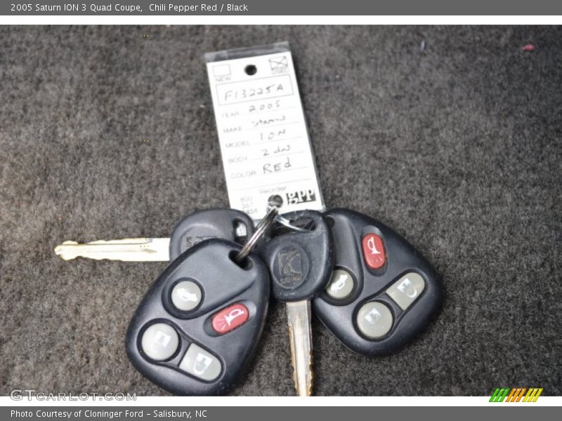 Keys of 2005 ION 3 Quad Coupe