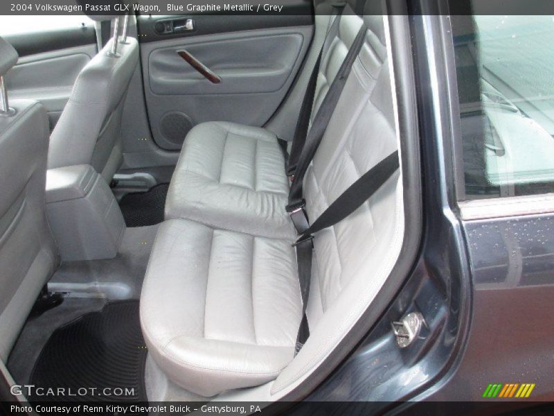 Rear Seat of 2004 Passat GLX Wagon