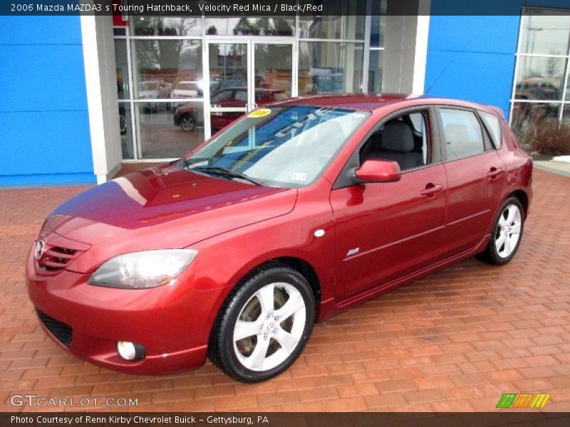 Front 3/4 View of 2006 MAZDA3 s Touring Hatchback