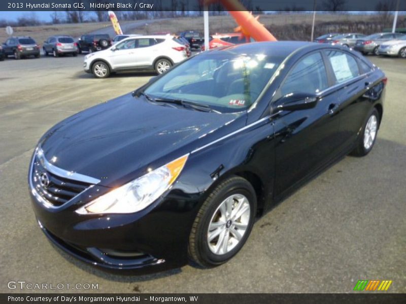 Midnight Black / Gray 2013 Hyundai Sonata GLS
